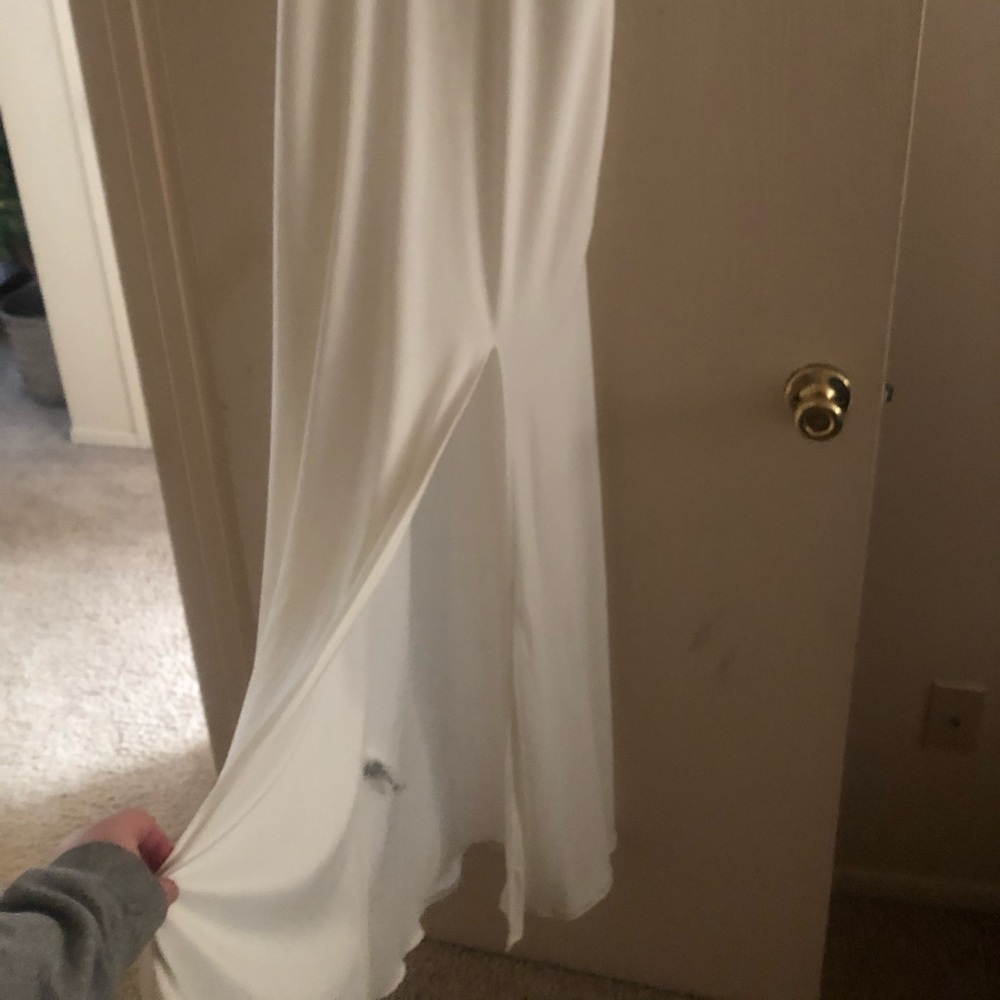 PROM DRESS - Picture 4 of 8